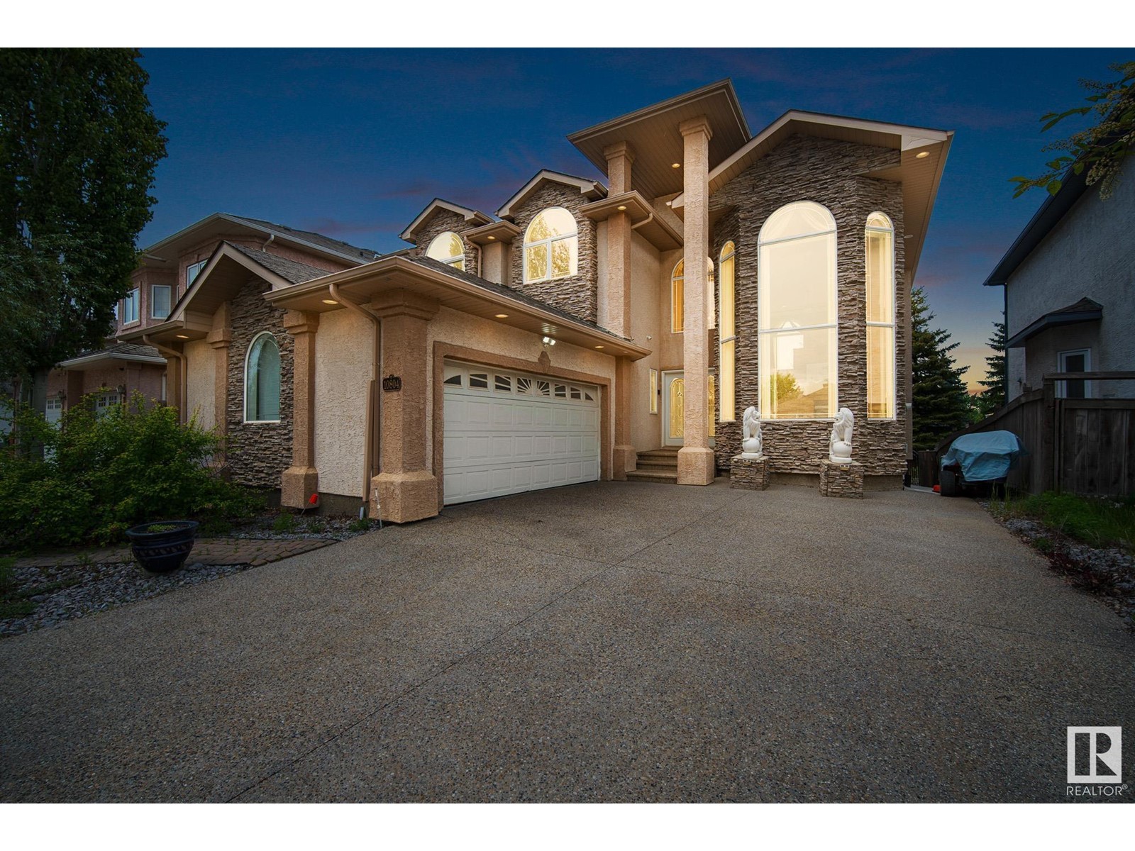 Property at 10804 6 AV SW image 1