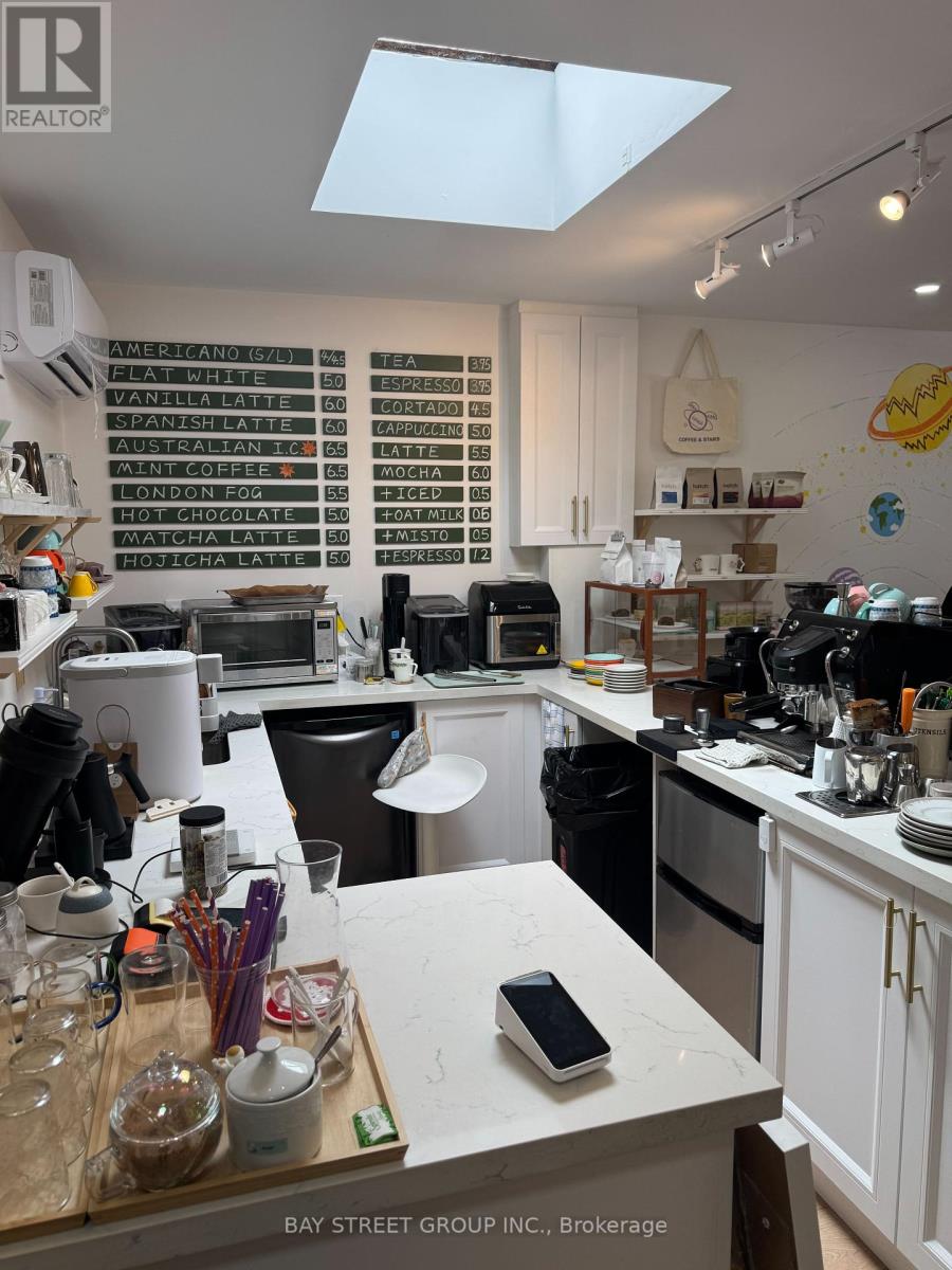 2nd Fl - 5463 Yonge Street, Toronto (Willowdale East), Ontario  M2H 5S1 - Photo 4 - C12181487