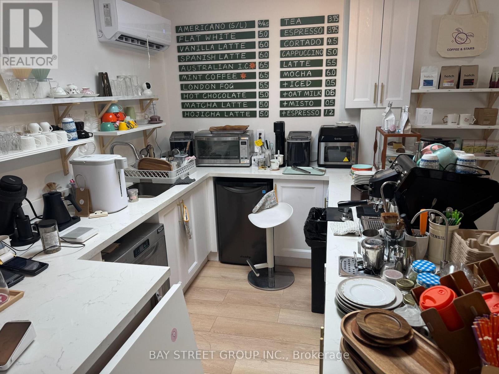 2nd Fl - 5463 Yonge Street, Toronto (Willowdale East), Ontario  M2H 5S1 - Photo 5 - C12181487