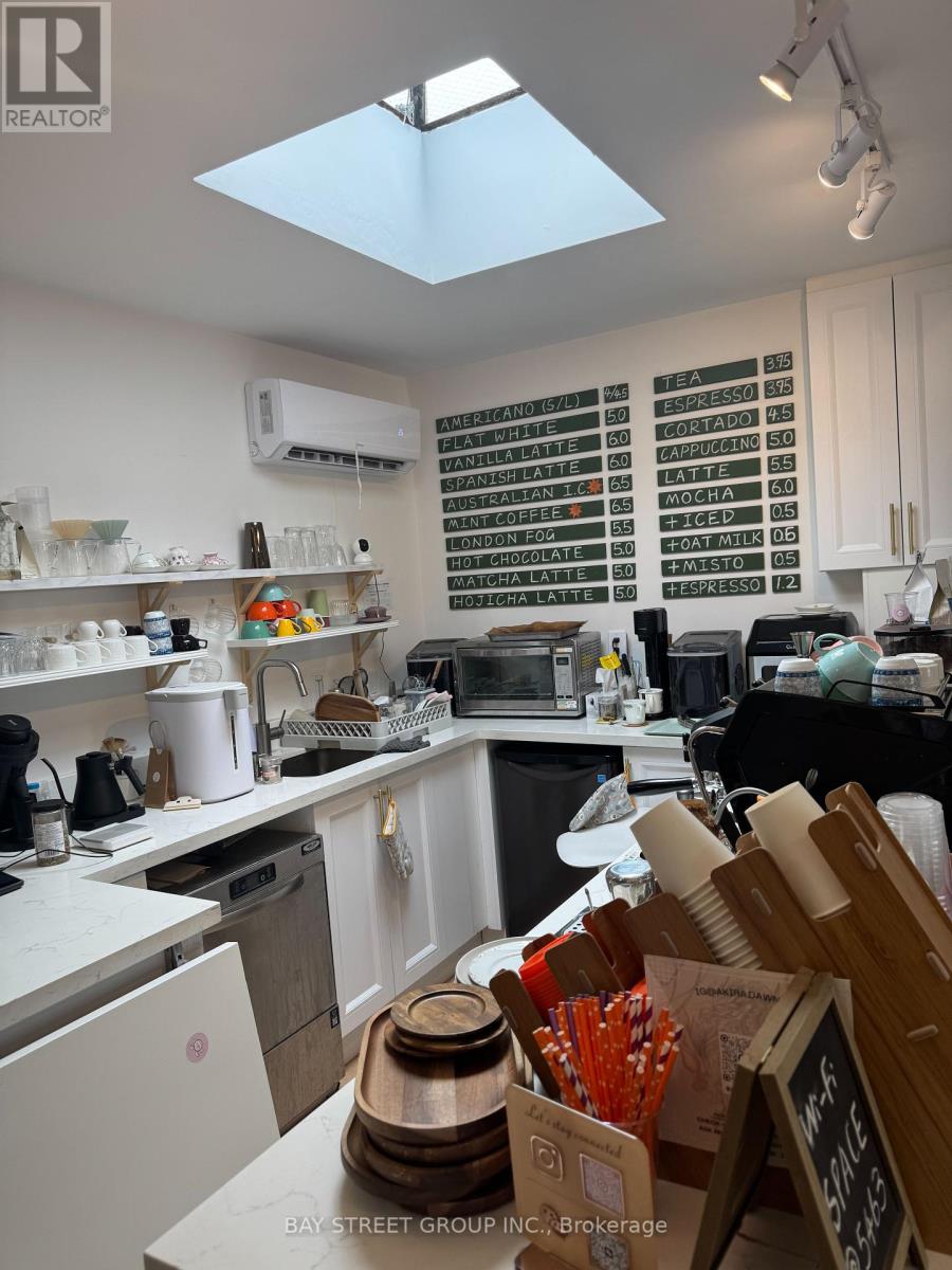 2nd Fl - 5463 Yonge Street, Toronto (Willowdale East), Ontario  M2H 5S1 - Photo 6 - C12181487