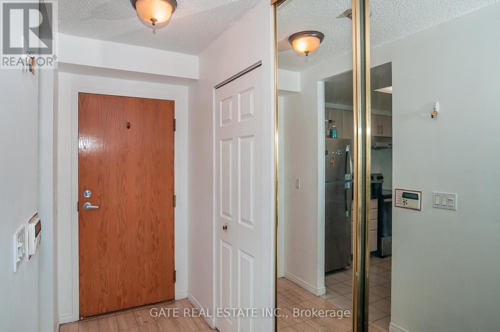 3103 - 7 Concorde Place, Toronto, Ontario  M3C 3N4 - Photo 3 - C12181521