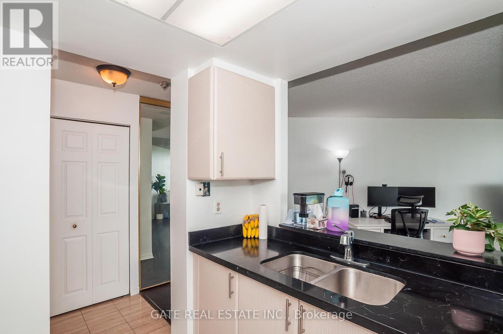 3103 - 7 Concorde Place, Toronto, Ontario  M3C 3N4 - Photo 6 - C12181521