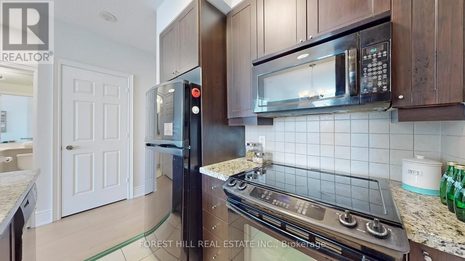 Ph 24 - 25 Greenview Avenue, Toronto (Newtonbrook West), Ontario  M2M 0A5 - Photo 13 - C12181617