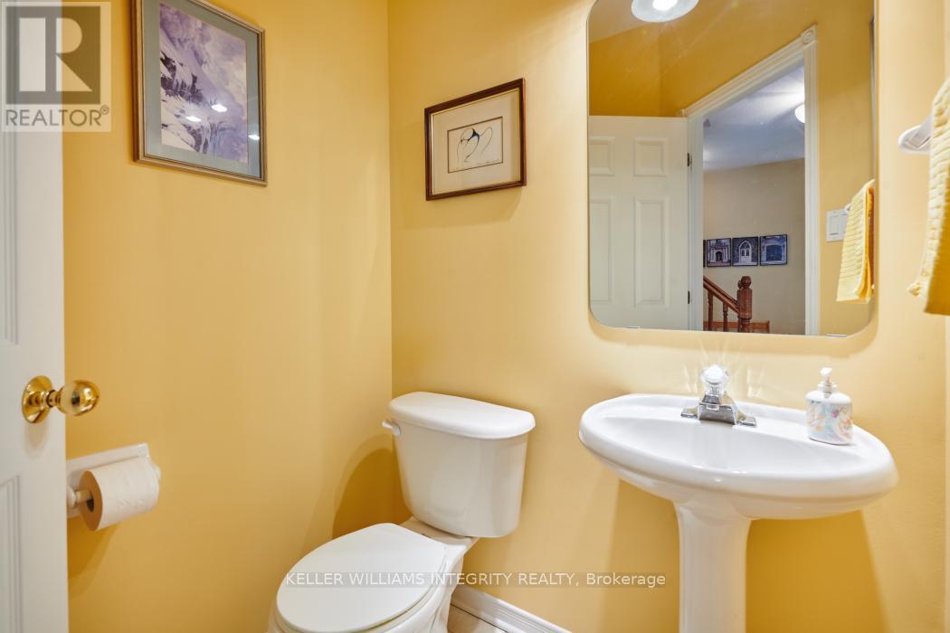 1042 Rocky Harbour Crescent, Ottawa, Ontario  K1V 1V2 - Photo 15 - X12181702