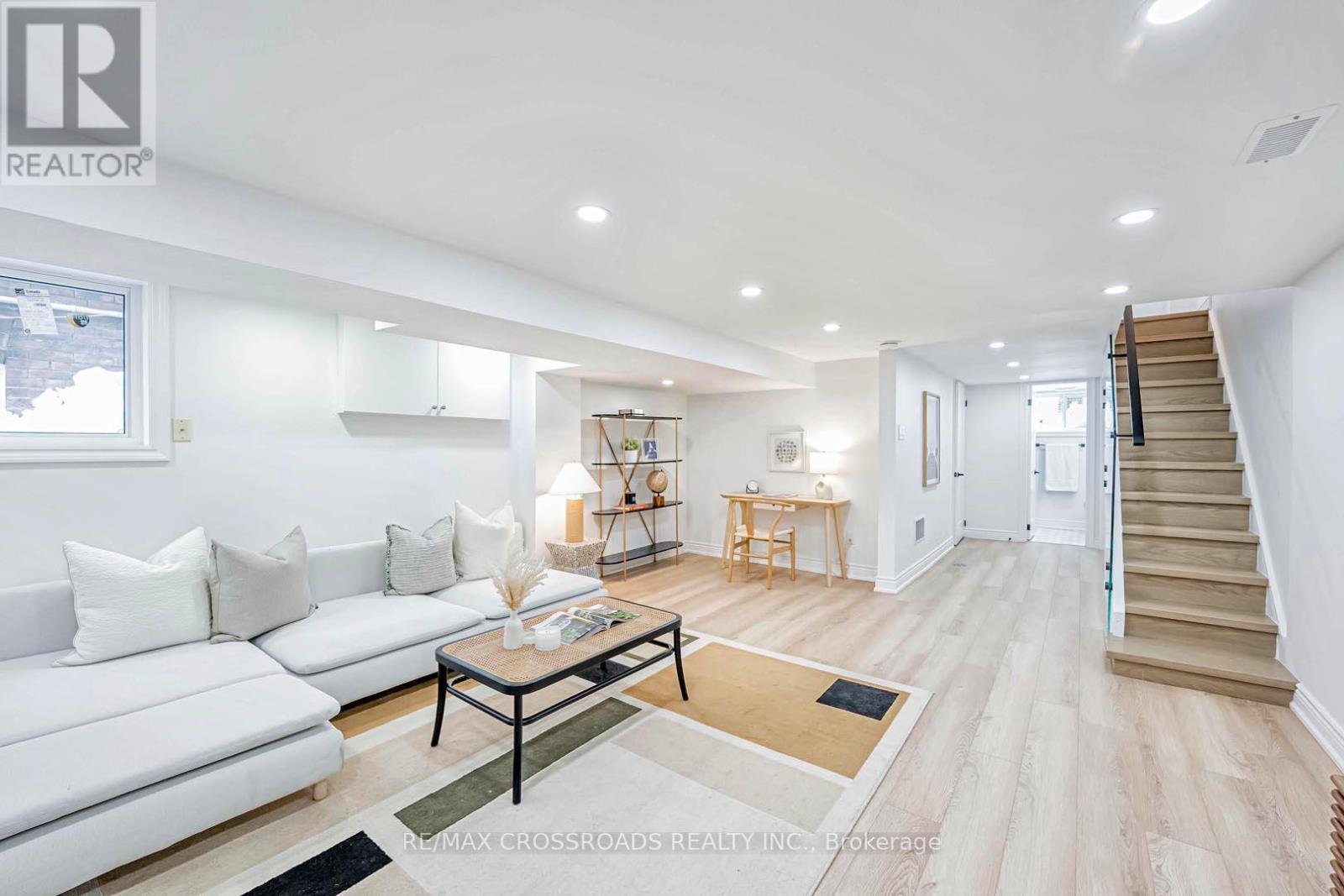 548 Glebeholme Boulevard, Toronto (Danforth), Ontario  M4C 1V4 - Photo 31 - E12181587