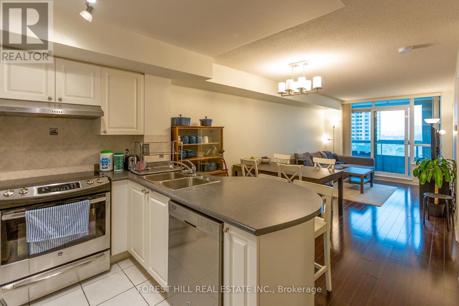 605 - 17 Barberry Place, Toronto (Bayview Village), Ontario  M2K 1G9 - Photo 10 - C12180428
