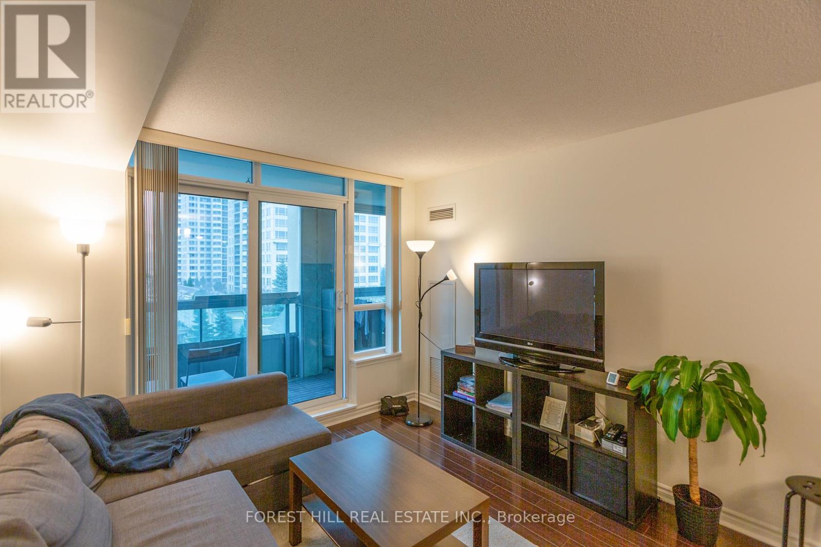 605 - 17 Barberry Place, Toronto (Bayview Village), Ontario  M2K 1G9 - Photo 6 - C12180428