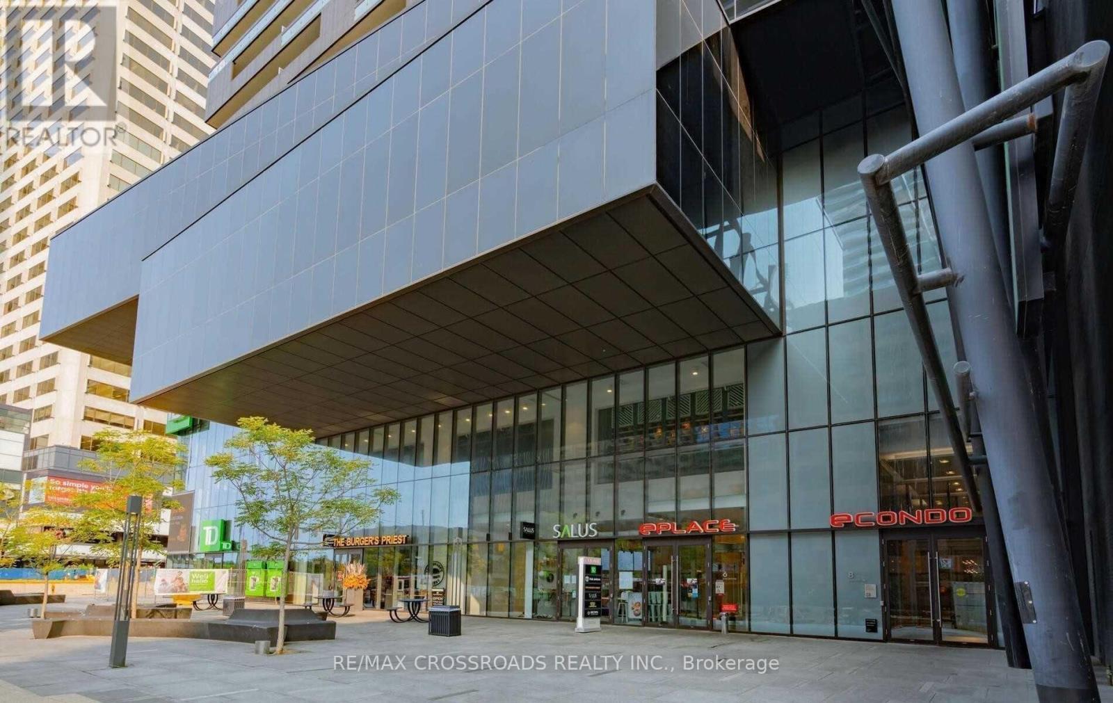 809 - 8 Eglinton Avenue E, Toronto, Ontario  M4P 0C1 - Photo 2 - C12181636