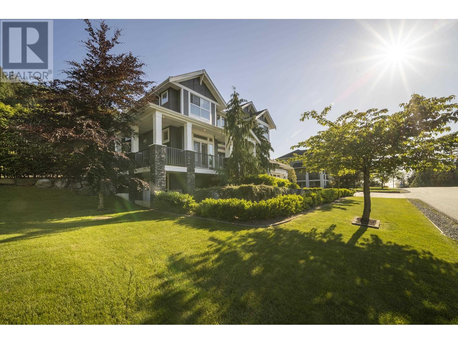25518 Bosonworth Avenue, Maple Ridge, British Columbia  V2W 1G9 - Photo 3 - R3008739