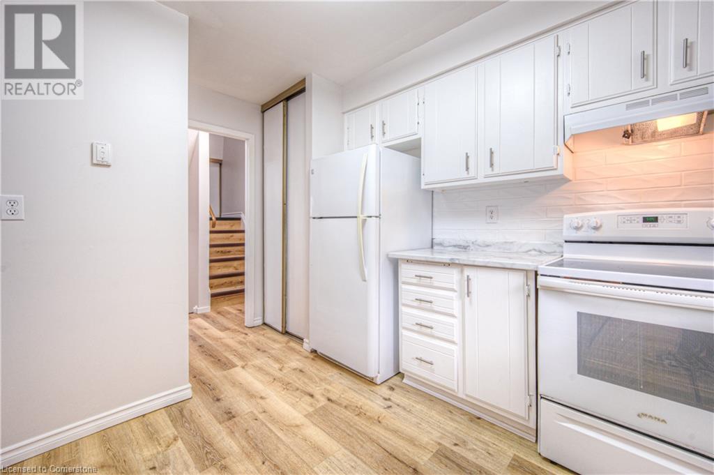 206 Green Valley Drive Unit# 9, Kitchener, Ontario  N2P 1G9 - Photo 12 - 40734875