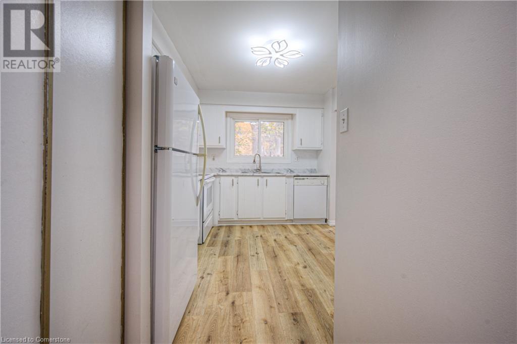206 Green Valley Drive Unit# 9, Kitchener, Ontario  N2P 1G9 - Photo 7 - 40734875