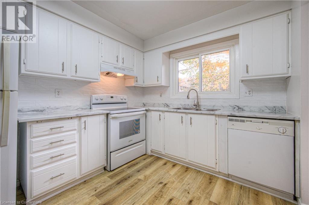 206 Green Valley Drive Unit# 9, Kitchener, Ontario  N2P 1G9 - Photo 9 - 40734875