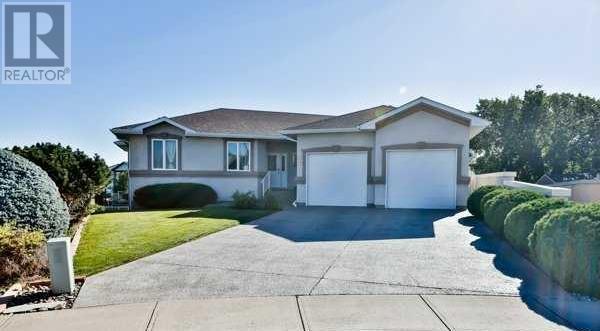 Property at 77 Fairmont Park Landing S image 1
