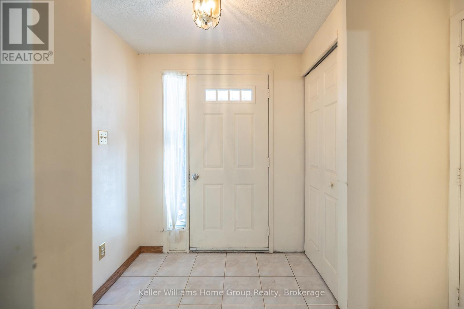 Property at 476 SCOTCHMERE COURT image 4