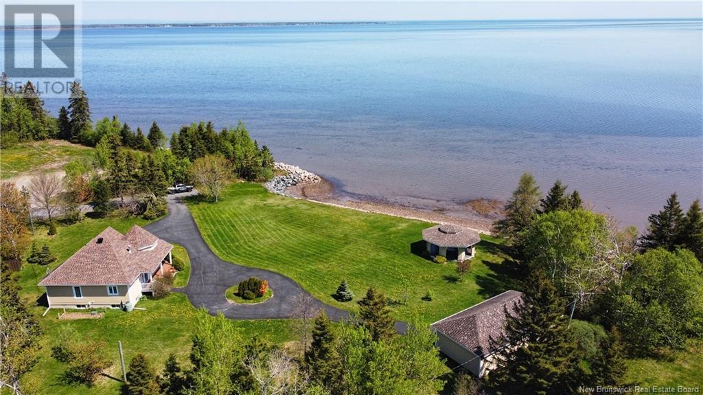 11 Rue Ste Anne, Caraquet, New Brunswick