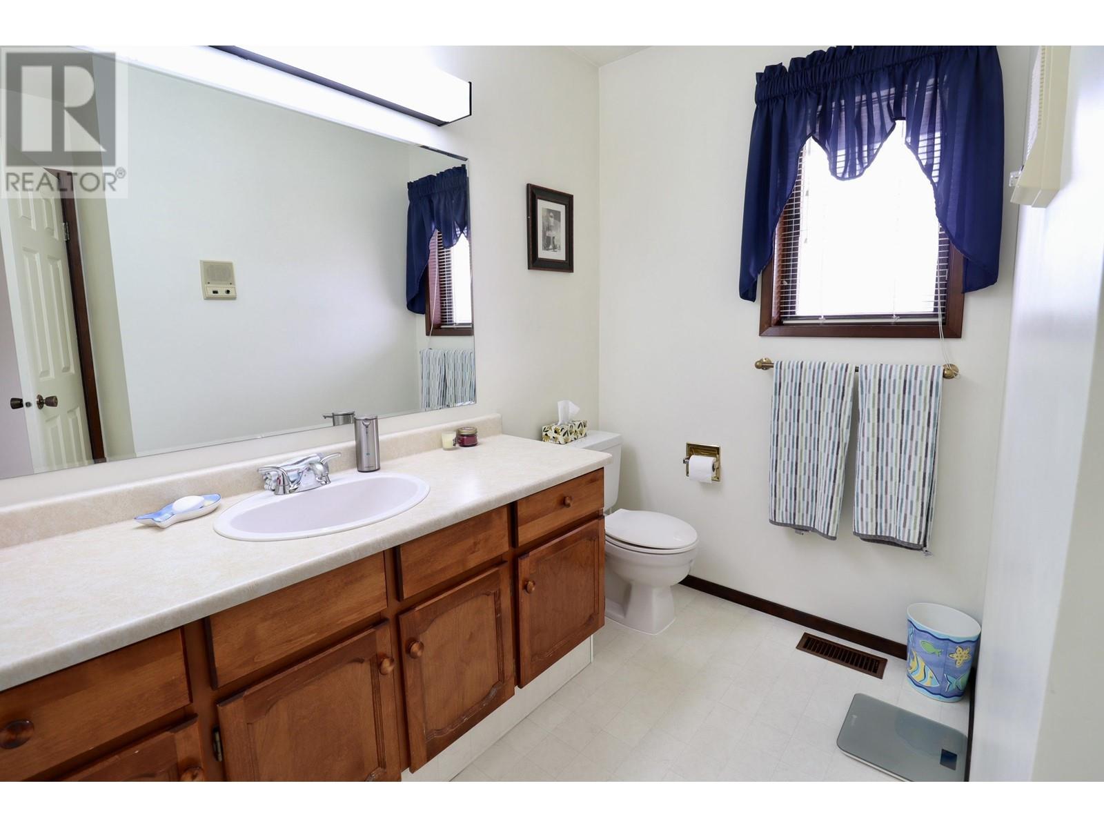 8288 St John Crescent, Prince George, British Columbia  V2N 4H8 - Photo 9 - R3008738