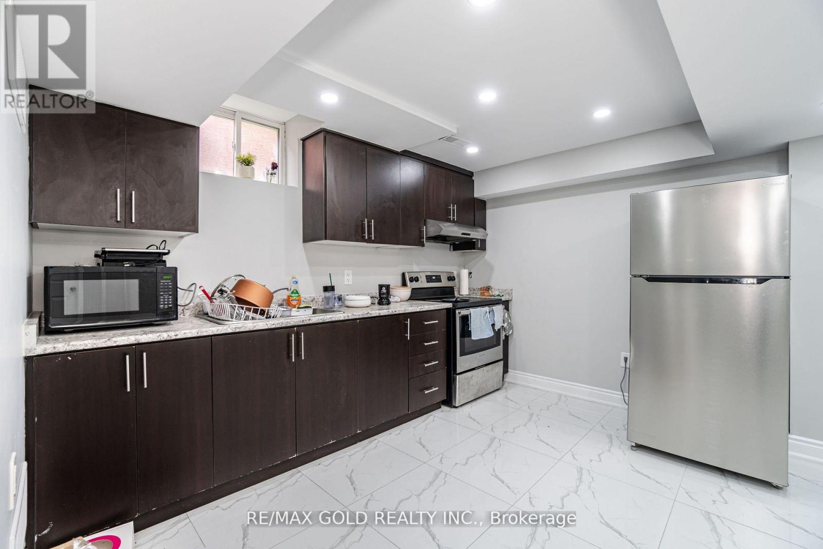 42 Braemore Road, Brampton (Brampton West), Ontario  L6X 1E5 - Photo 22 - W12180939