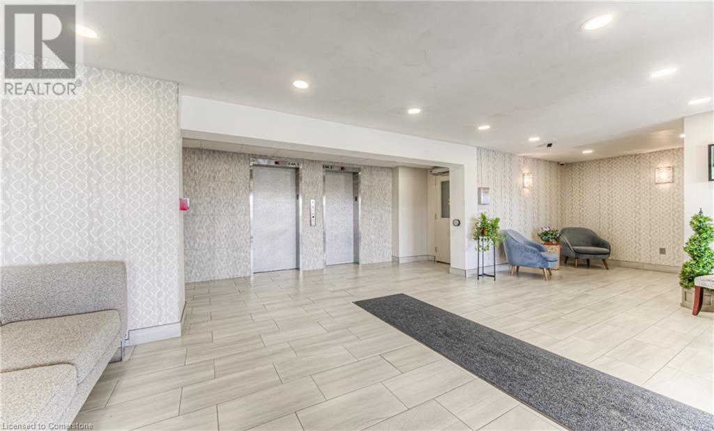 1100 E Courtland Avenue E Unit# 211, Kitchener, Ontario  N2C 2H9 - Photo 31 - 40730822