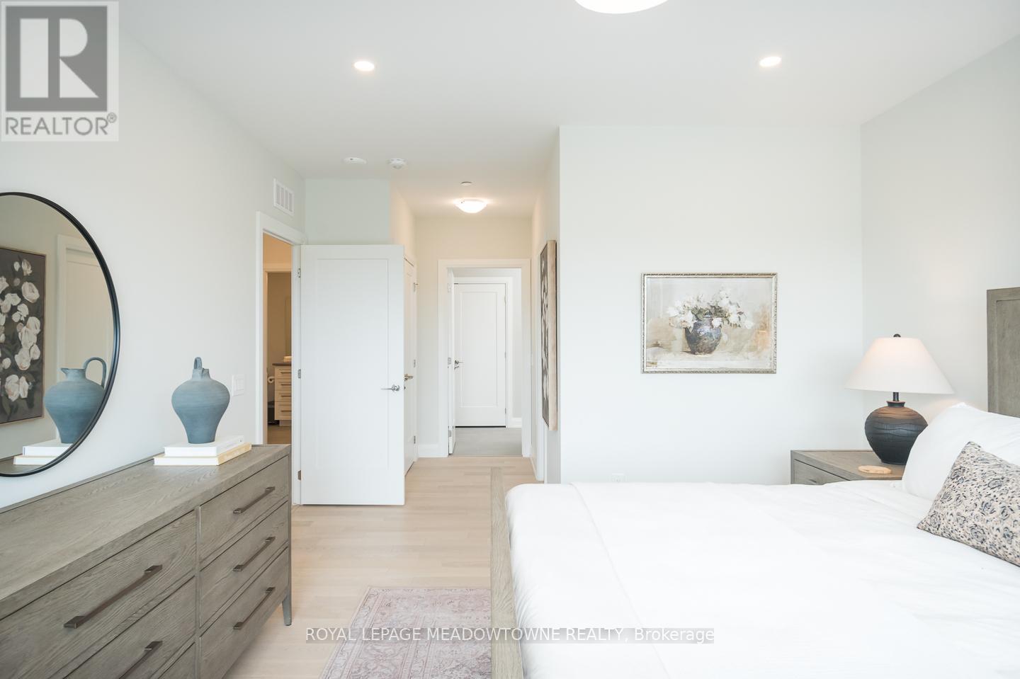 1301 - 71 Wyndham Street S, Guelph, Ontario  N1E 5R3 - Photo 30 - X12181036