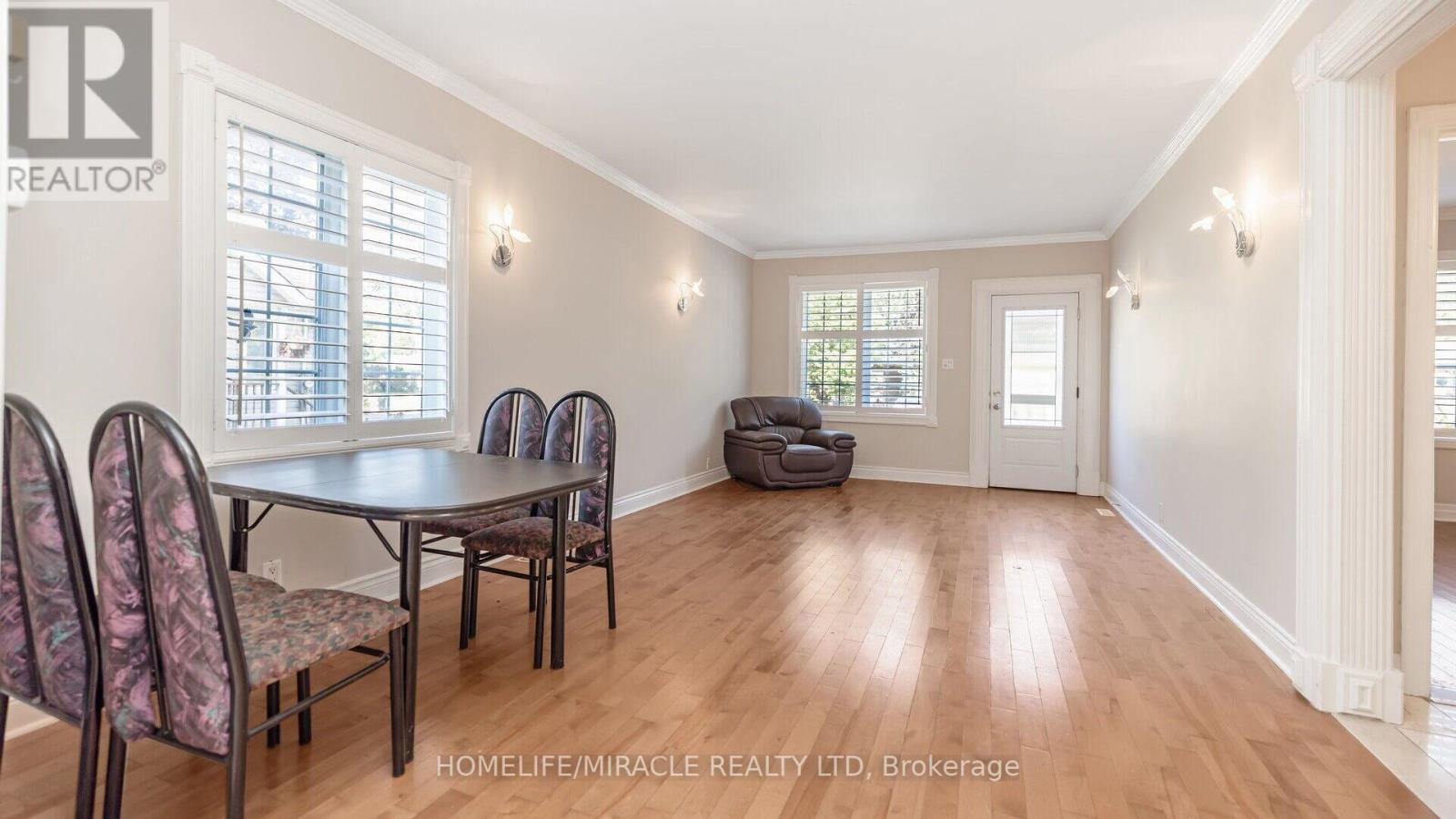 Property at 112 TROY STREET image 4