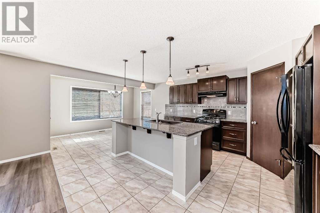 75 Panatella Common Nw, Calgary, Alberta  T3K 0T8 - Photo 10 - A2216961