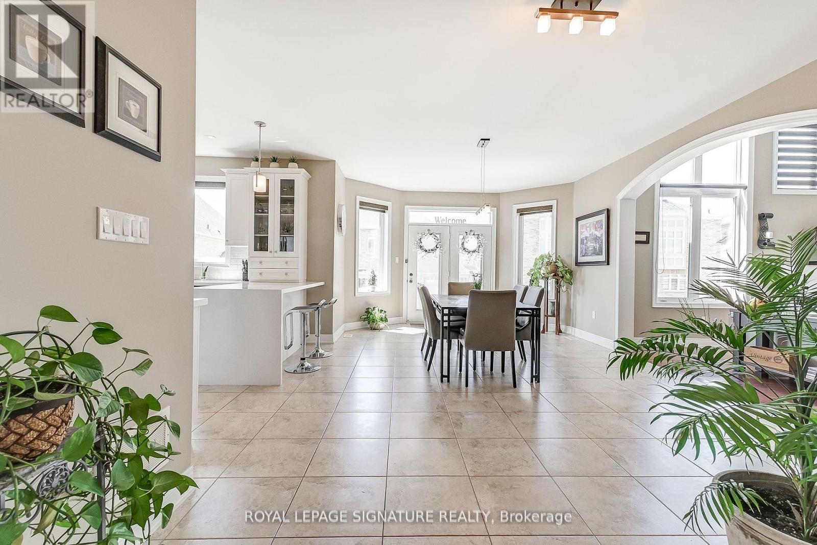 18 Flanders Road, Brampton, Ontario  L6X 0W4 - Photo 12 - W12181476