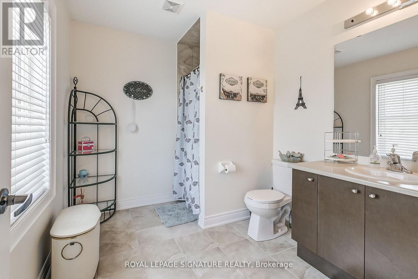 18 Flanders Road, Brampton, Ontario  L6X 0W4 - Photo 29 - W12181476