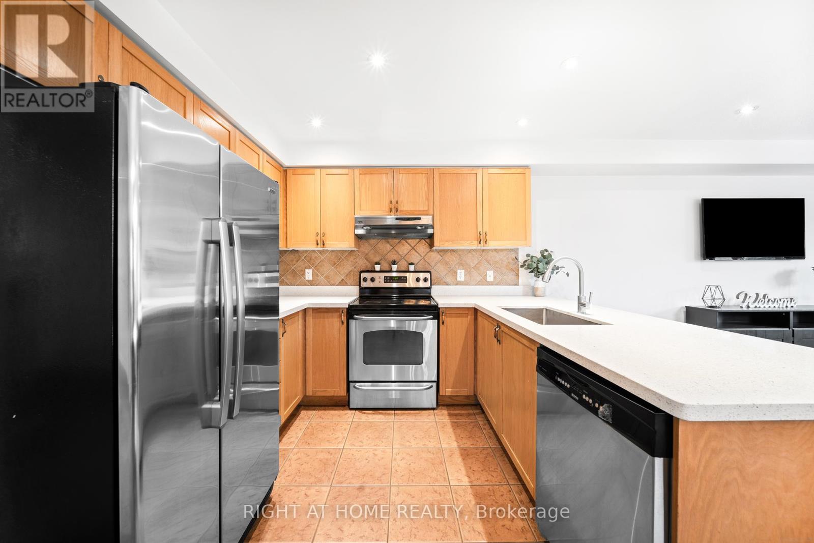 3881 Partition Road, Mississauga, Ontario  L5N 8N2 - Photo 8 - W12181500