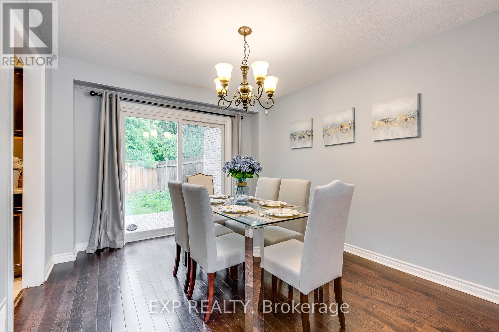 102 Orsett Street, Oakville, Ontario  L6H 2N9 - Photo 3 - W12181530