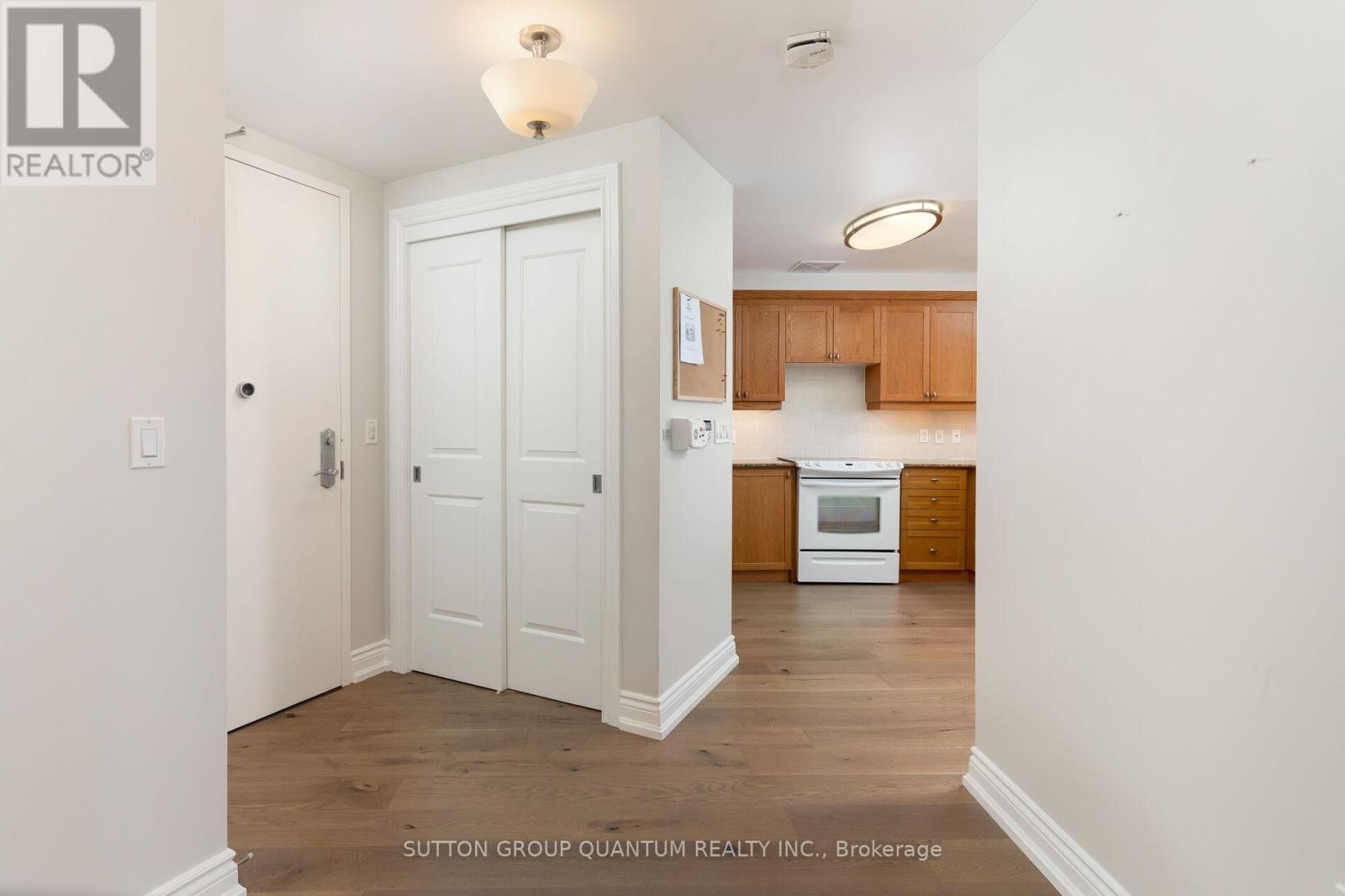 Property at 1607 - 1665 THE COLLEGE WAY image 5