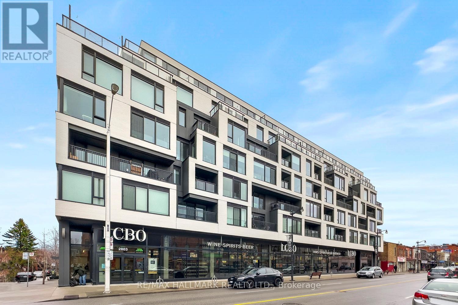517 - 530 Indian Grove, Toronto, Ontario  M6P 0B3 - Photo 1 - W12181548