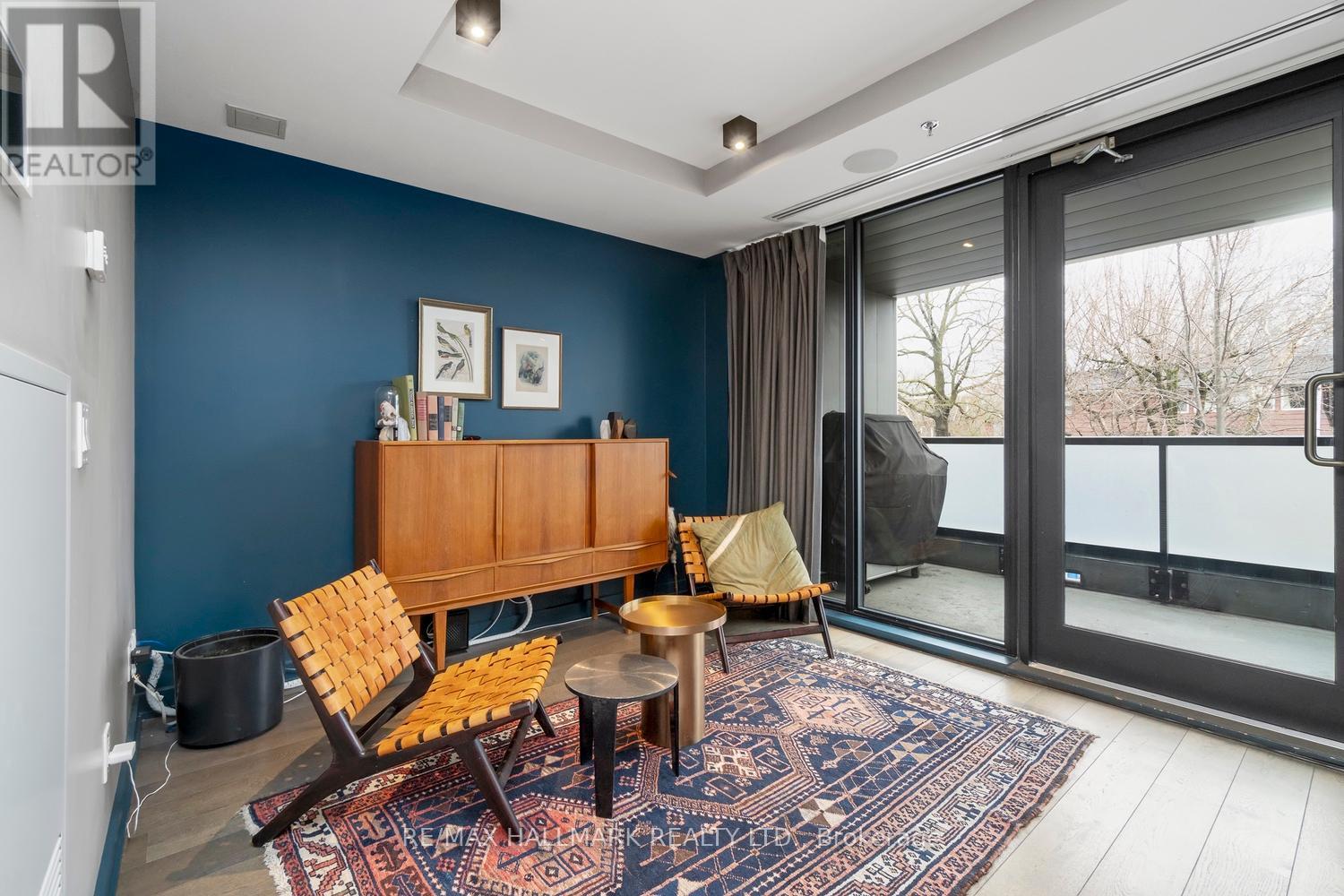 517 - 530 Indian Grove, Toronto, Ontario  M6P 0B3 - Photo 10 - W12181548