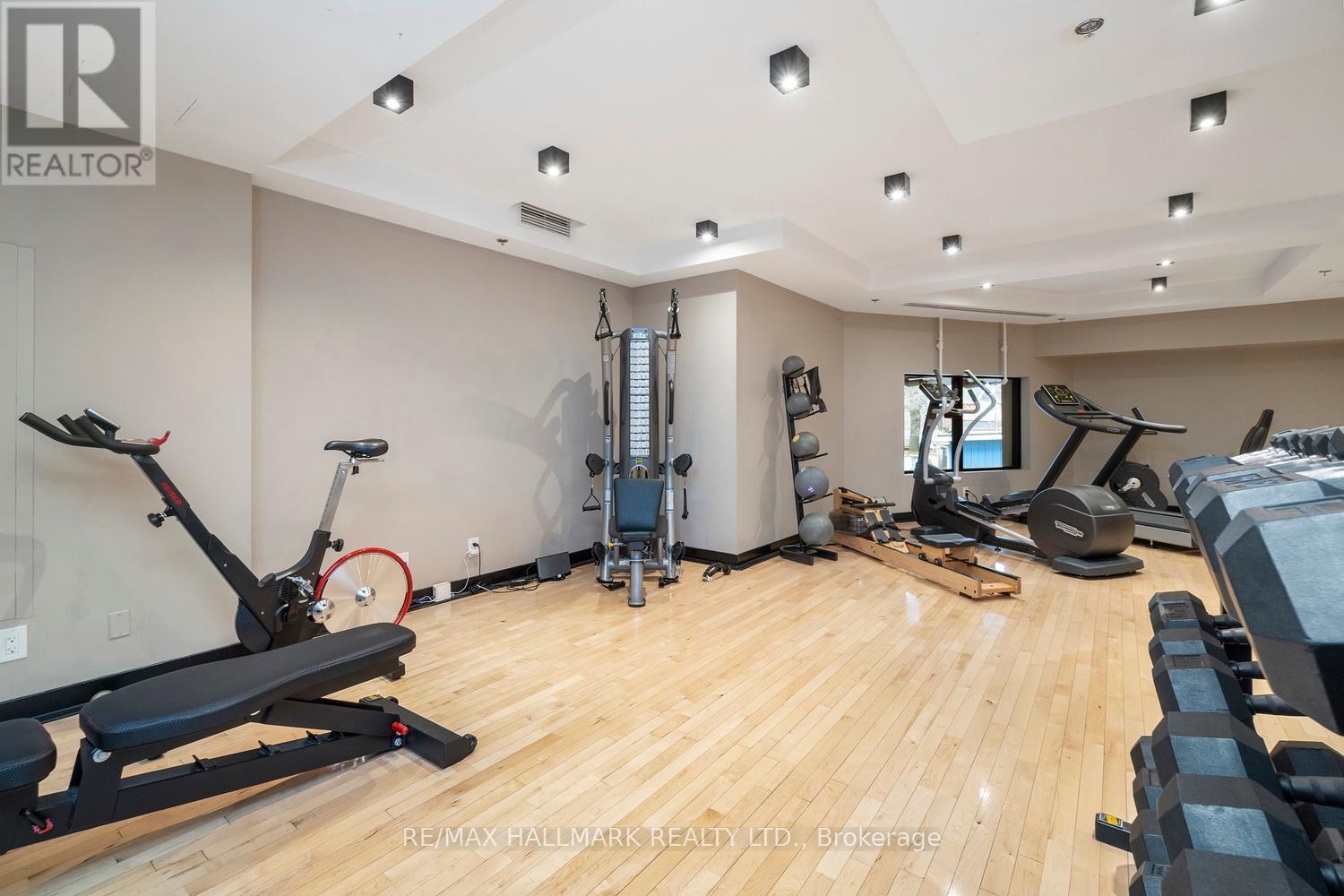 517 - 530 Indian Grove, Toronto, Ontario  M6P 0B3 - Photo 11 - W12181548