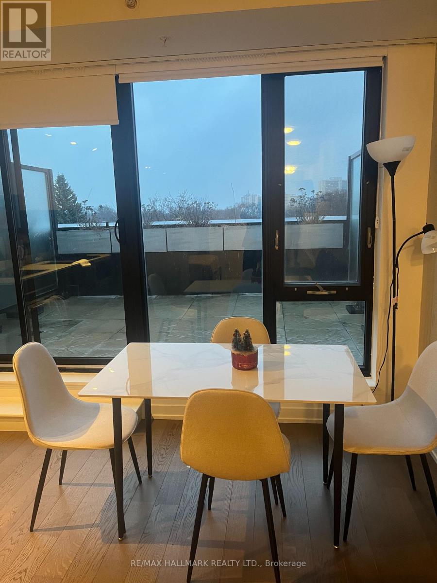 517 - 530 Indian Grove, Toronto, Ontario  M6P 0B3 - Photo 6 - W12181548