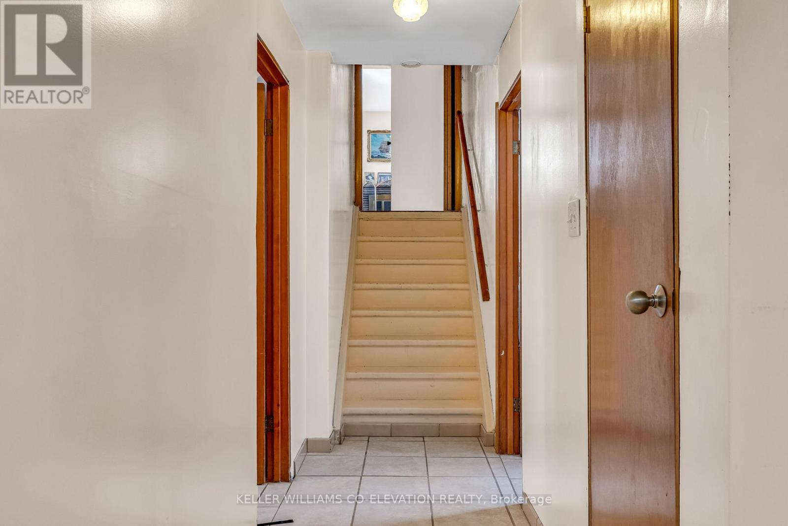 217 La Rose Avenue, Toronto (Willowridge-Martingrove-Richview), Ontario  M9P 1B6 - Photo 36 - W12181550