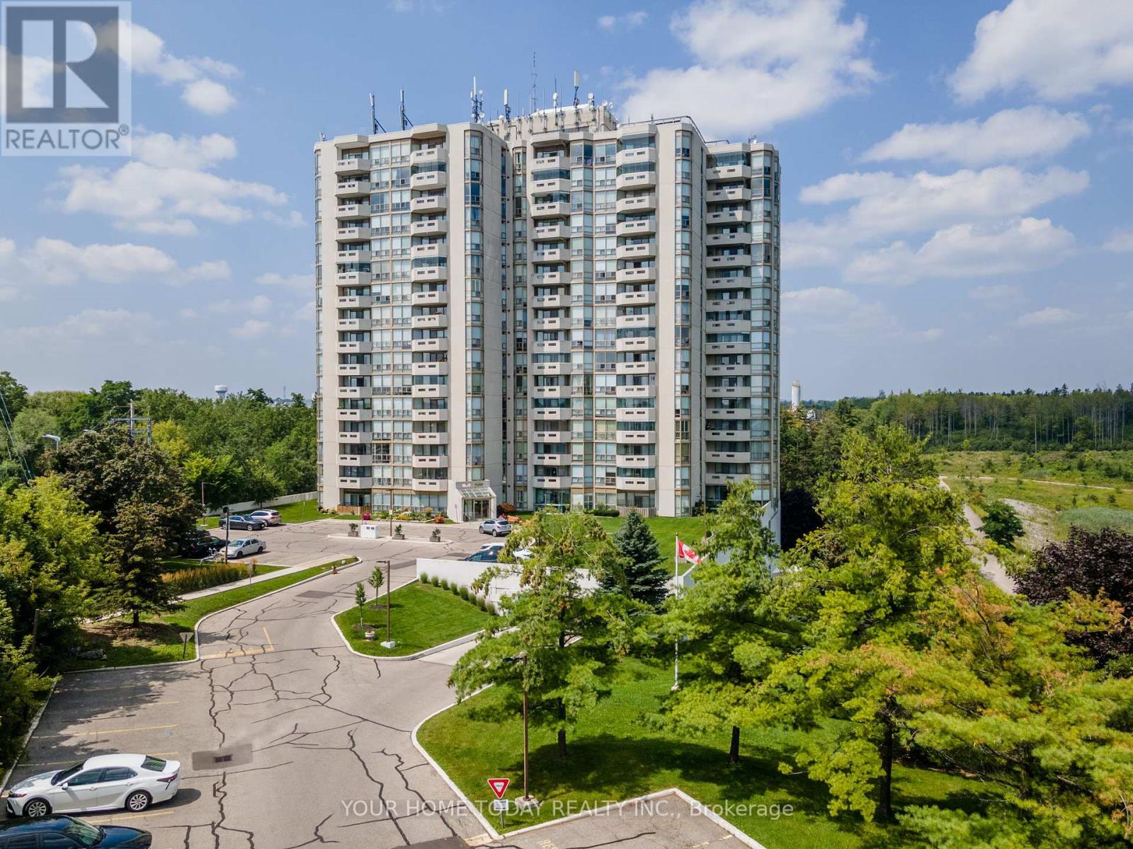506 - 20 Mcfarlane Drive, Halton Hills (Georgetown), Ontario  L7G 5J8 - Photo 1 - W12181558