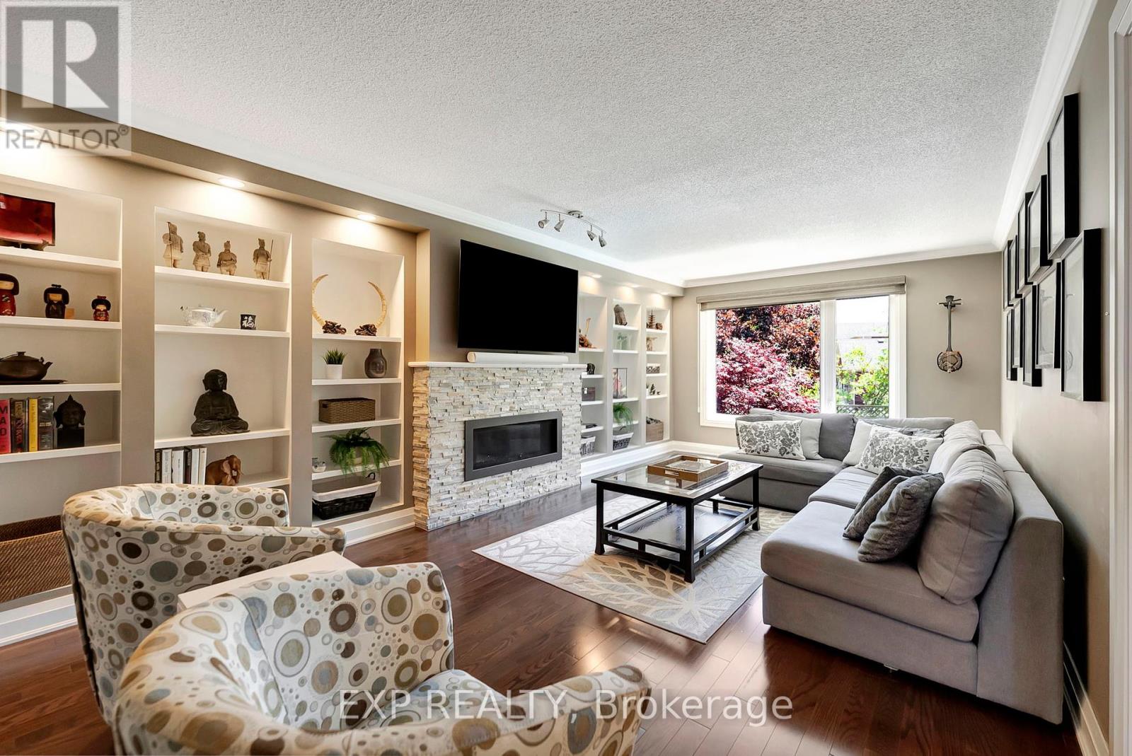 1399 Winterberry Drive, Burlington, Ontario  L7P 4T3 - Photo 9 - W12181569