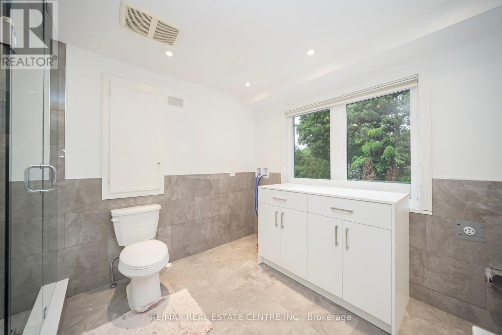 7 Heather Place, Brampton, Ontario  L6S 1E7 - Photo 27 - W12181608