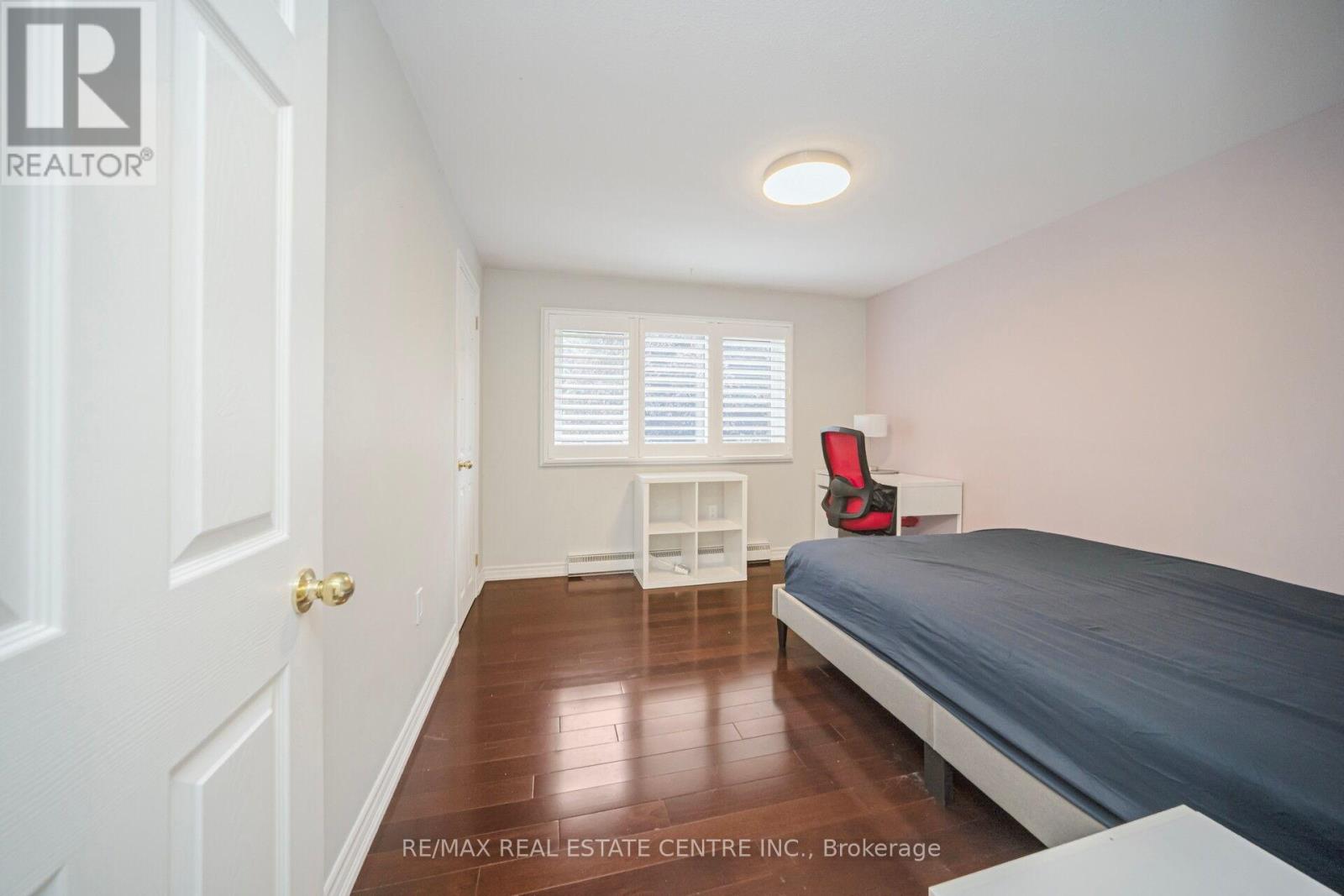 7 Heather Place, Brampton, Ontario  L6S 1E7 - Photo 30 - W12181608