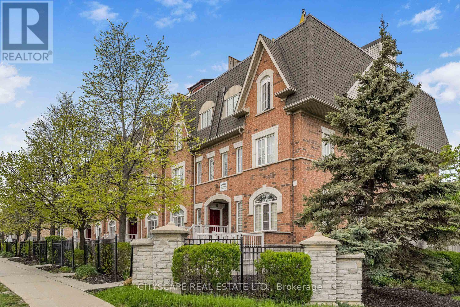 7 - 3055 ELMCREEK ROAD, Mississauga, Ontario