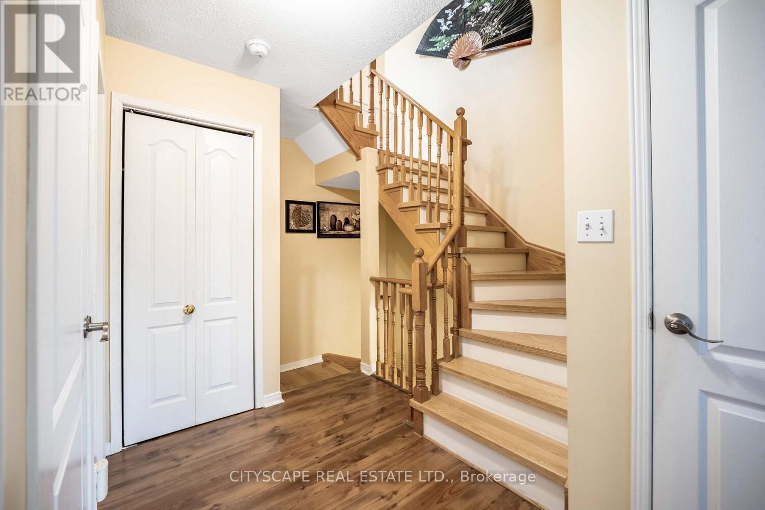 7 - 3055 Elmcreek Road, Mississauga, Ontario  L5B 4J9 - Photo 12 - W12181618