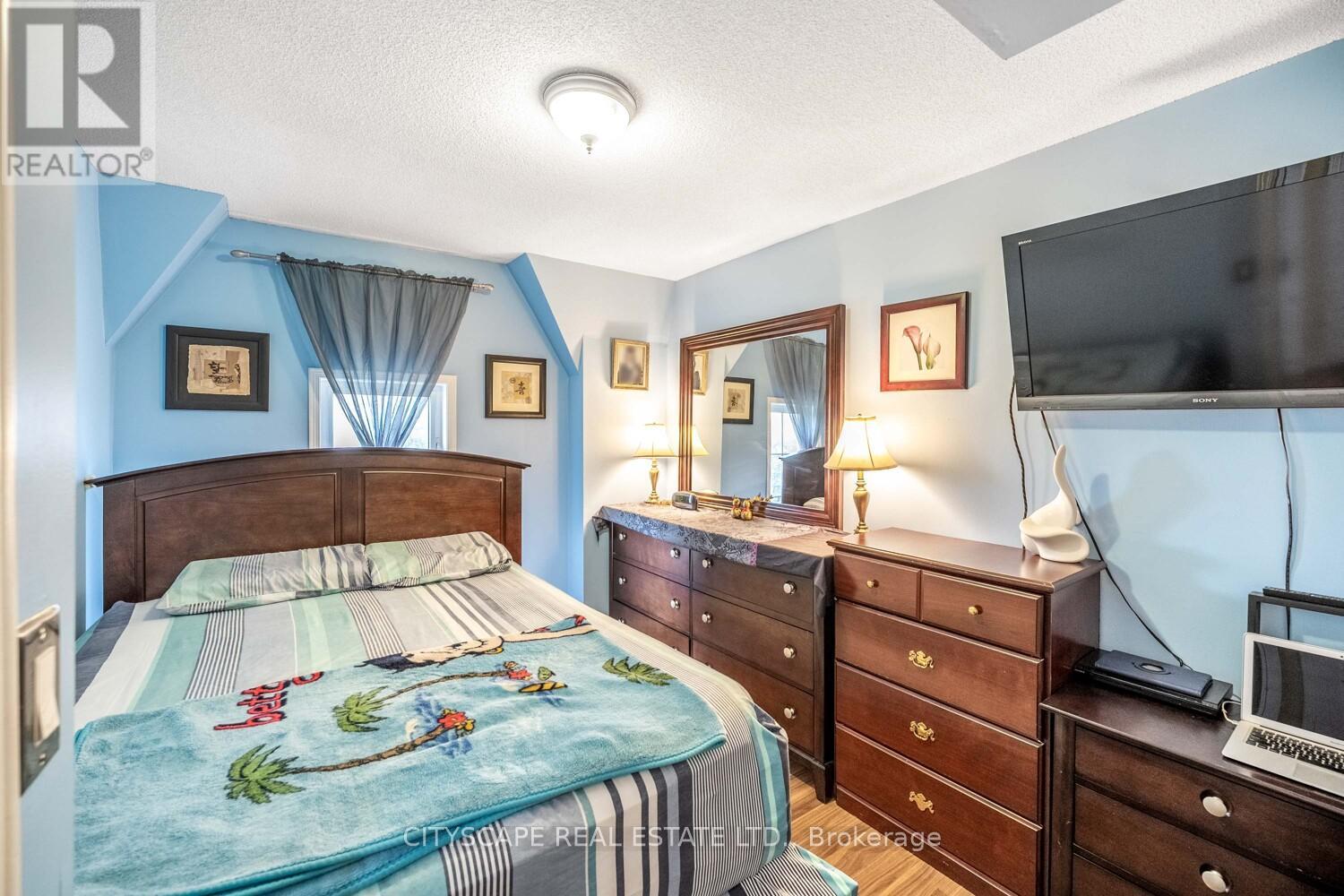 7 - 3055 Elmcreek Road, Mississauga (Cooksville), Ontario  L5B 4J9 - Photo 13 - W12181618