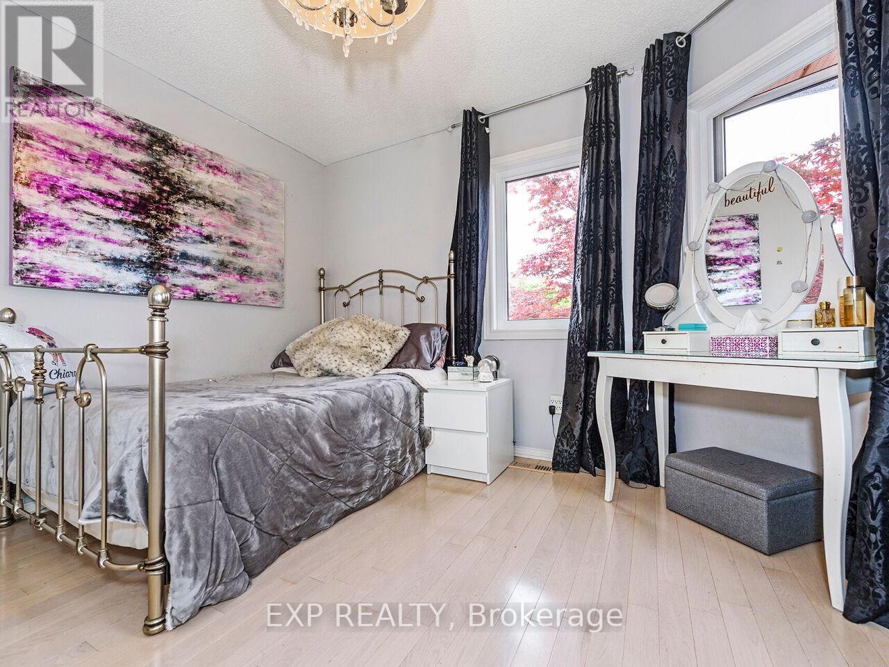 2460 Sixth Line, Oakville, Ontario  L6H 5Z8 - Photo 27 - W12181625