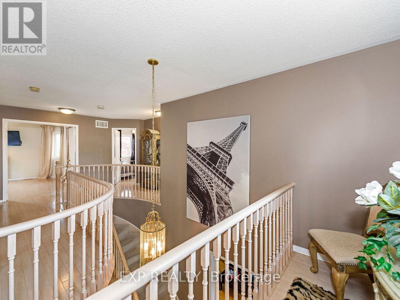 2460 Sixth Line, Oakville, Ontario  L6H 5Z8 - Photo 29 - W12181625