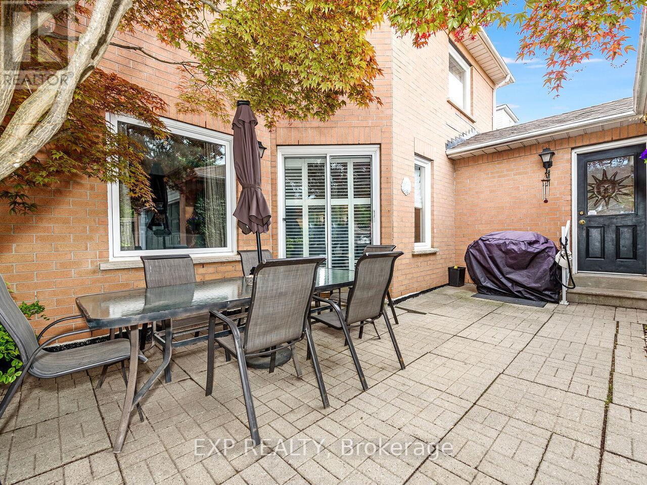 2460 Sixth Line, Oakville, Ontario  L6H 5Z8 - Photo 35 - W12181625