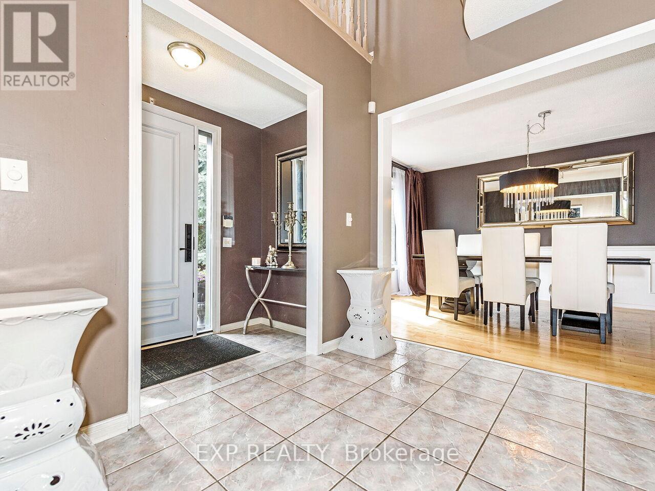 2460 Sixth Line, Oakville, Ontario  L6H 5Z8 - Photo 8 - W12181625