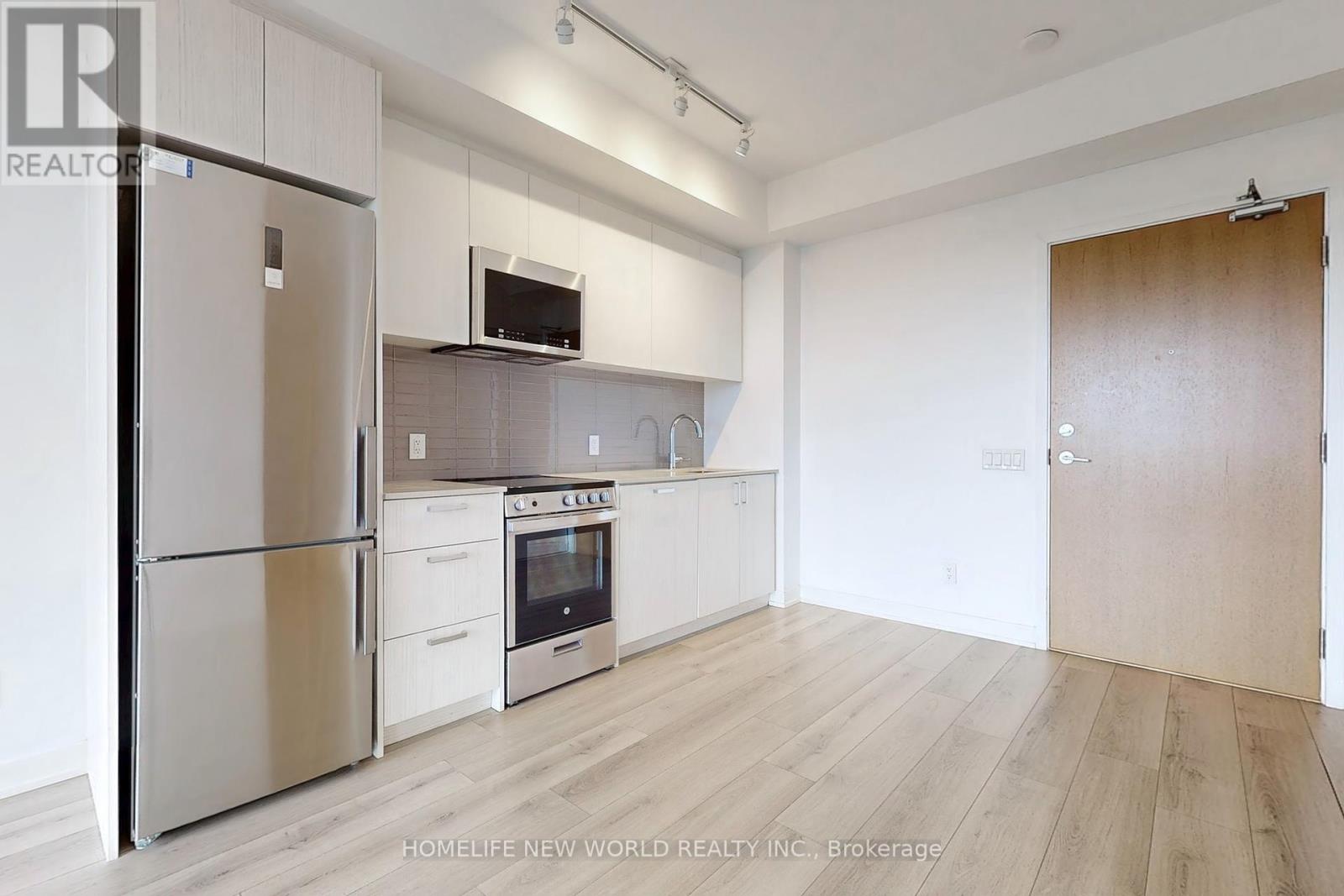 814 - 1787 St Clair Avenue W, Toronto, Ontario  M6N 0B7 - Photo 12 - W12181629