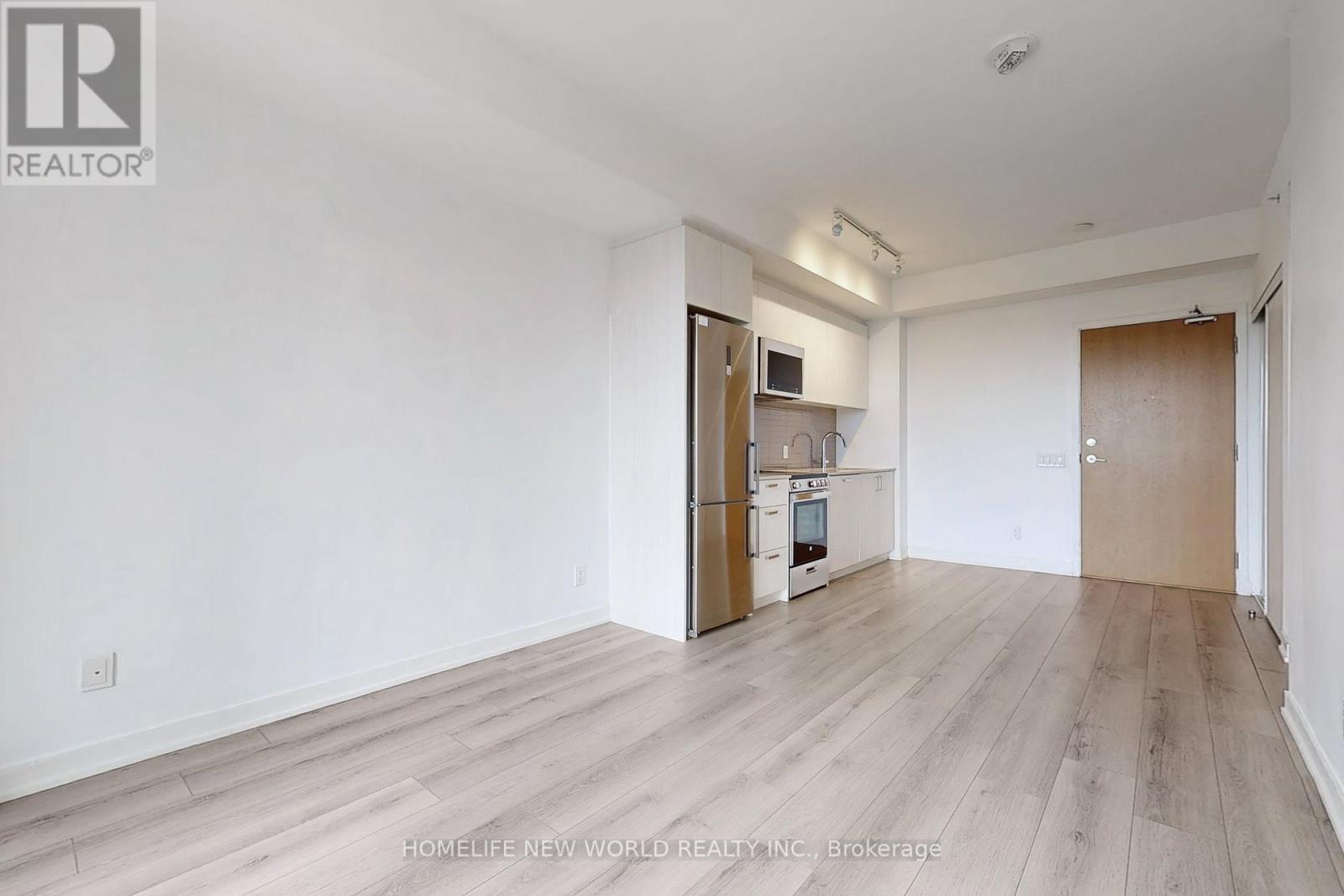 814 - 1787 St Clair Avenue W, Toronto, Ontario  M6N 0B7 - Photo 9 - W12181629