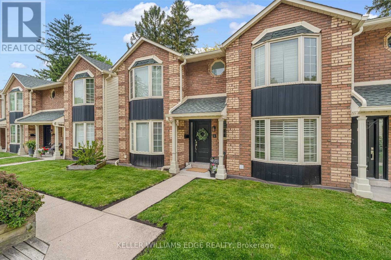 5 - 955 King Road, Burlington, Ontario  L7T 4J6 - Photo 2 - W12181648