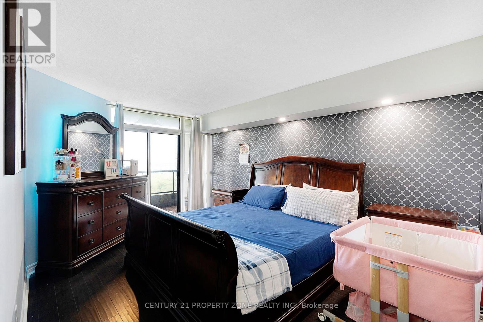 1411 - 5 Rowntree Road, Toronto, Ontario  M9V 5G9 - Photo 11 - W12181656